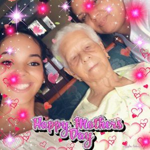 Meet your Posher, Cristina adriana